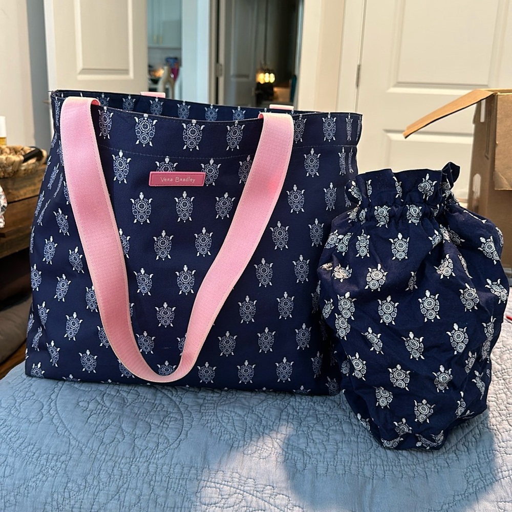 Vera bradley beach bag